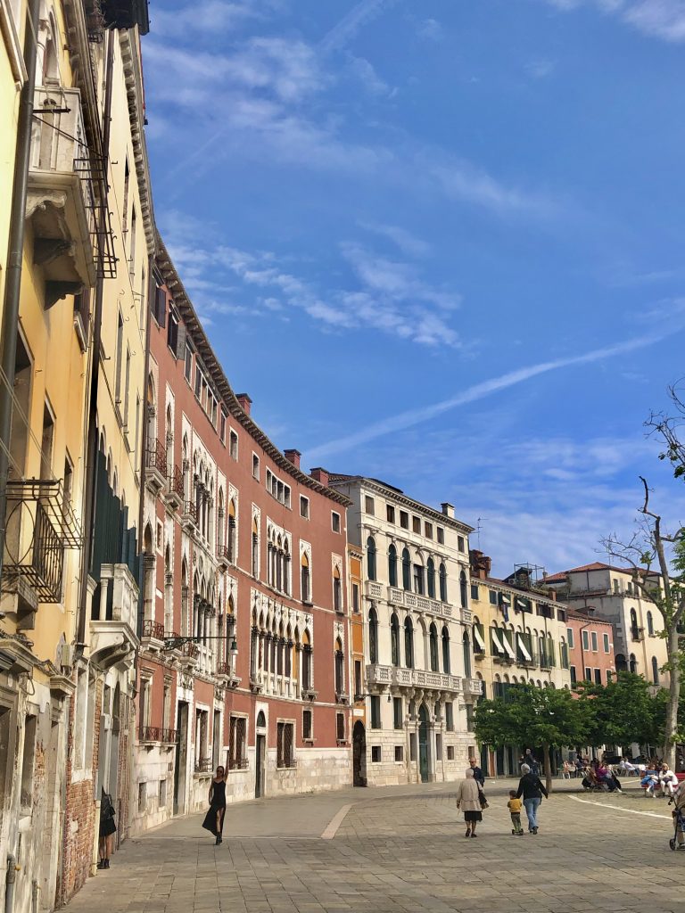 Campo San Giacomo dall'Orio, Venise Campo San Giacomo dall'Orio, Venise