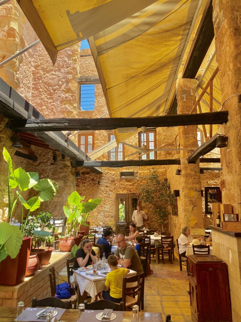 Restaurant ruines Ela Taverna, La Canée en Crète