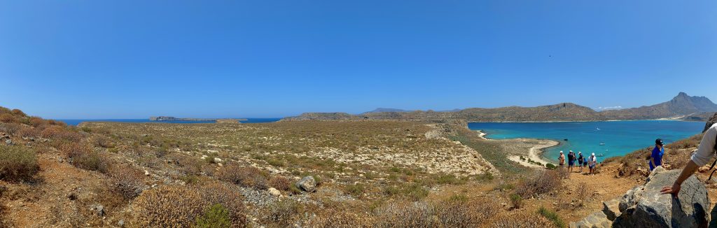 Vue panoramique sur la mer de Crète et ses îles depuis la forteresse de l'île de Gramvoussa