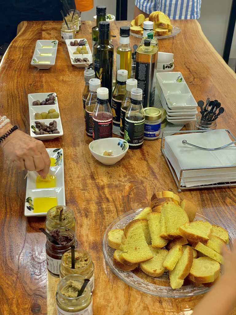 Dégustation d'huile d'olive en Crète, Olive oil degustation Crete